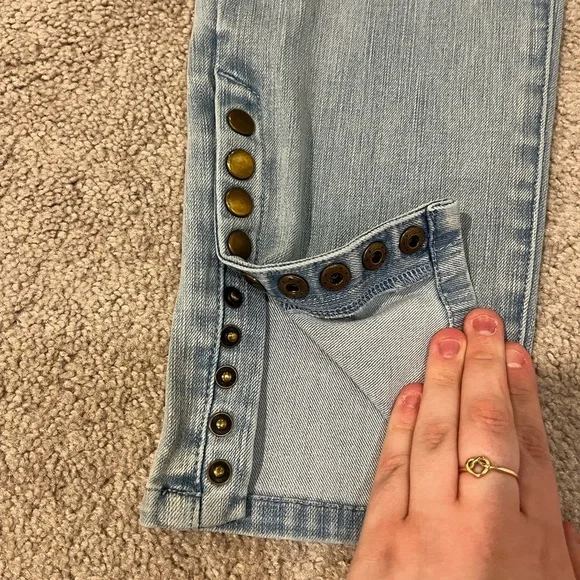 Soft Surroundings Pull On Light Wash Jeans with Button Accents - Picture 3 of 9